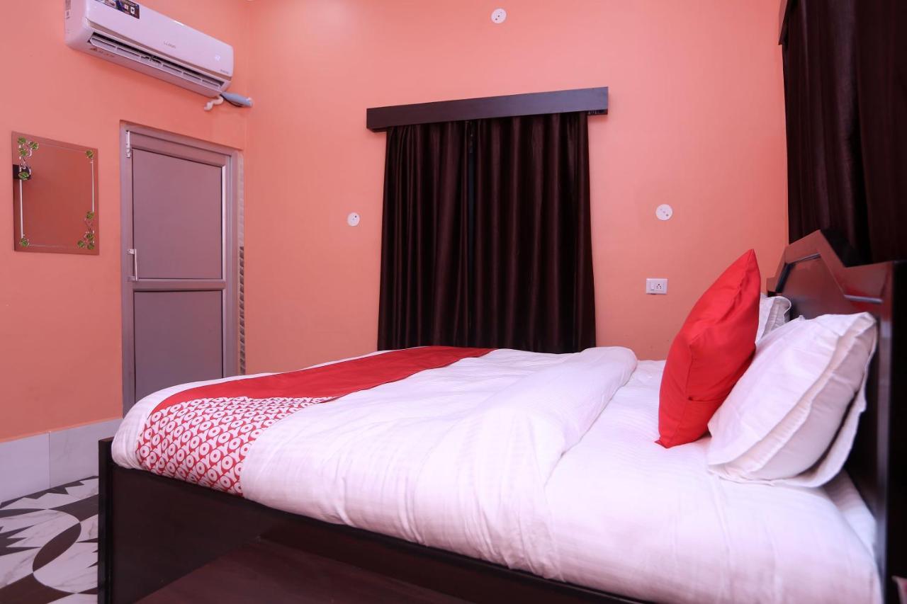 Oyo 22221 Yadav Hotel Bhiwadi Exterior foto